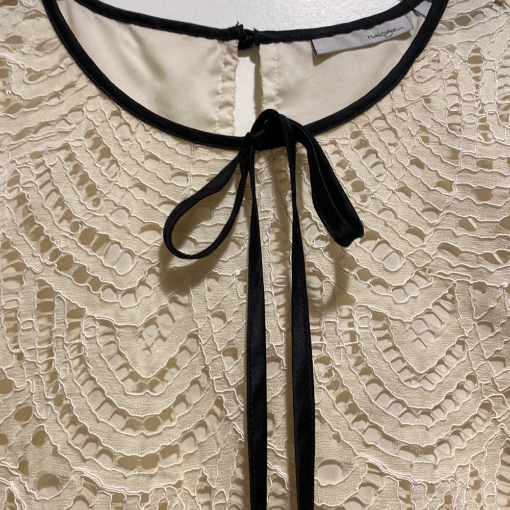 Lace top - Picture 3 of 10